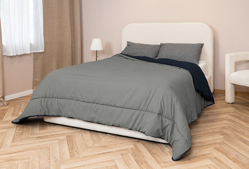 Zweifarbige Bettdecke ohne Bezug