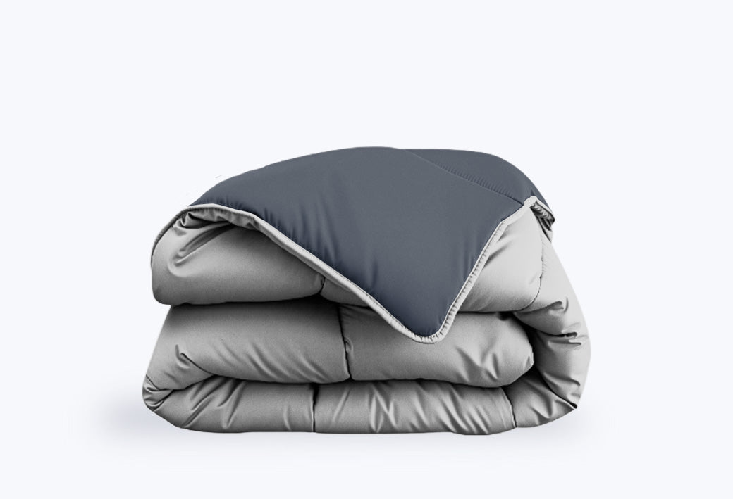 Zweifarbige Bettdecke ohne Bezug