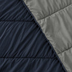 Zweifarbige Bettdecke ohne Bezug